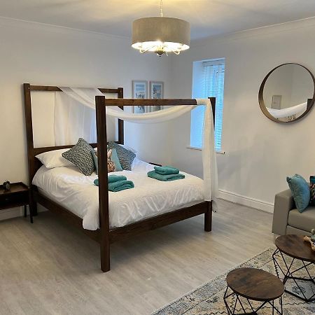 Large Three Bed Two Bathroom Flat In Central Торки Экстерьер фото