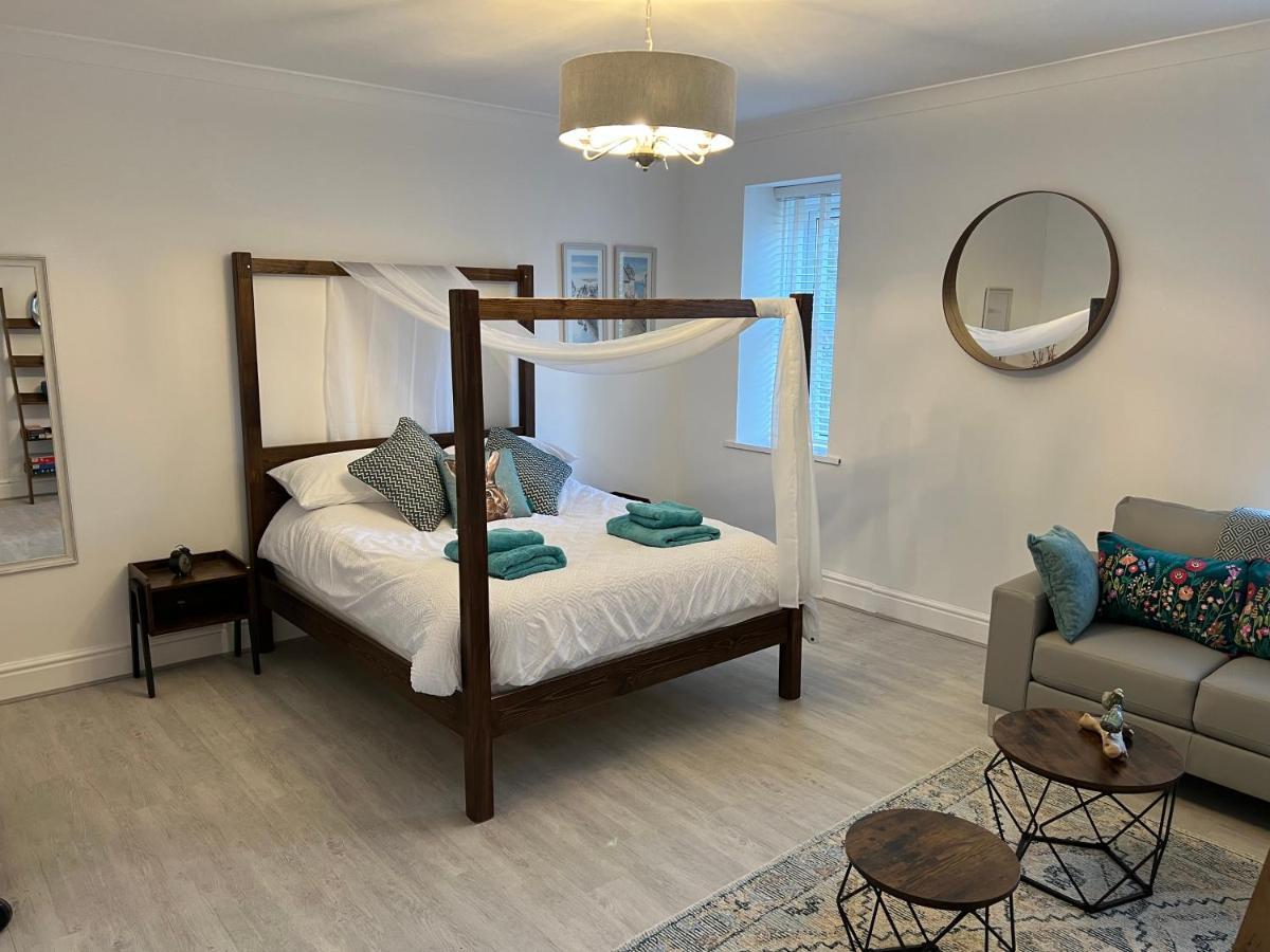 Large Three Bed Two Bathroom Flat In Central Торки Экстерьер фото